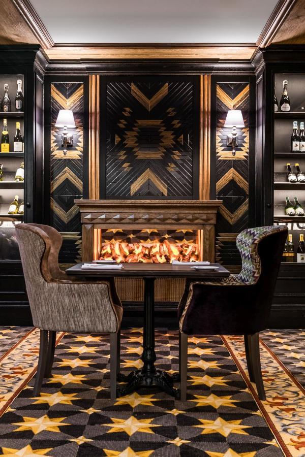 Bachleda Residence Zakopane Exterior photo The fireplace at the restaurant